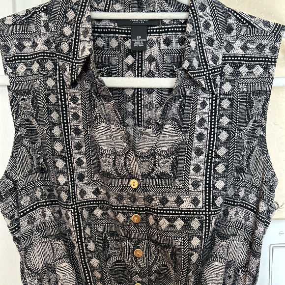 Dress - Picture 2 of 4